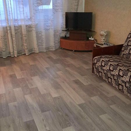 Two-Bedroom Apartment Pokrovskaya, 48 Izyum Exterior foto